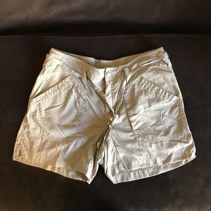 Shorts, Women’s Tan “The North Face” hiking shorts